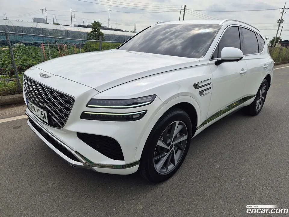 Genesis GV80 2.5T AWD 2024 — photo 1, buy with delivery to Moscow