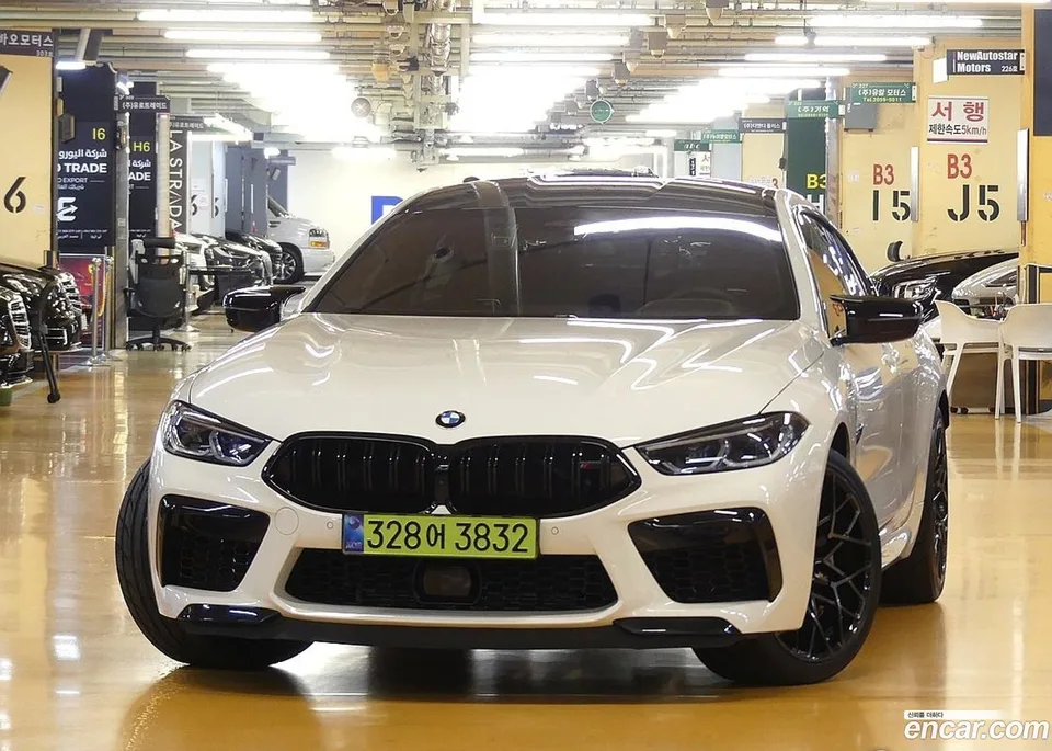 BMW M8 M8 2025 — миниатюра 3