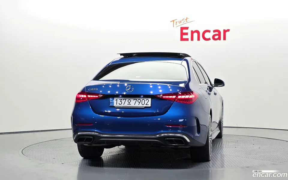 Mercedes-Benz C-Class C300 AMG Line 2022 — thumbnail 4
