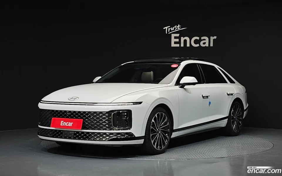 Hyundai Grandeur Hybrid 2024 — photo 1, buy with delivery to Moscow