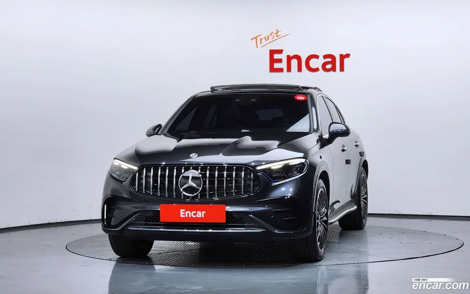 Mercedes-Benz GLC-Class GLC300 4MATIC 2025 — thumbnail 3