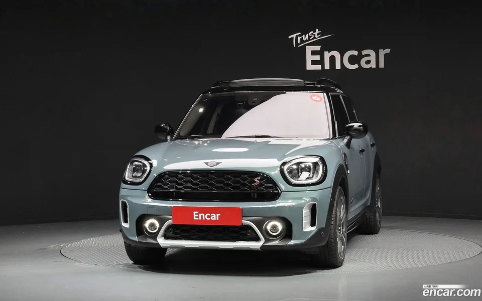 MINI Cooper S Countryman ALL4 2023 — thumbnail 3