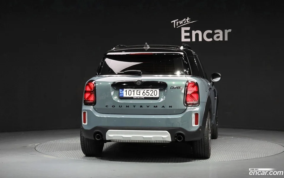 MINI Cooper S Countryman ALL4 2023 — thumbnail 4