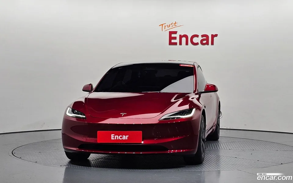 Tesla Model 3 AWD 2024 — thumbnail 3
