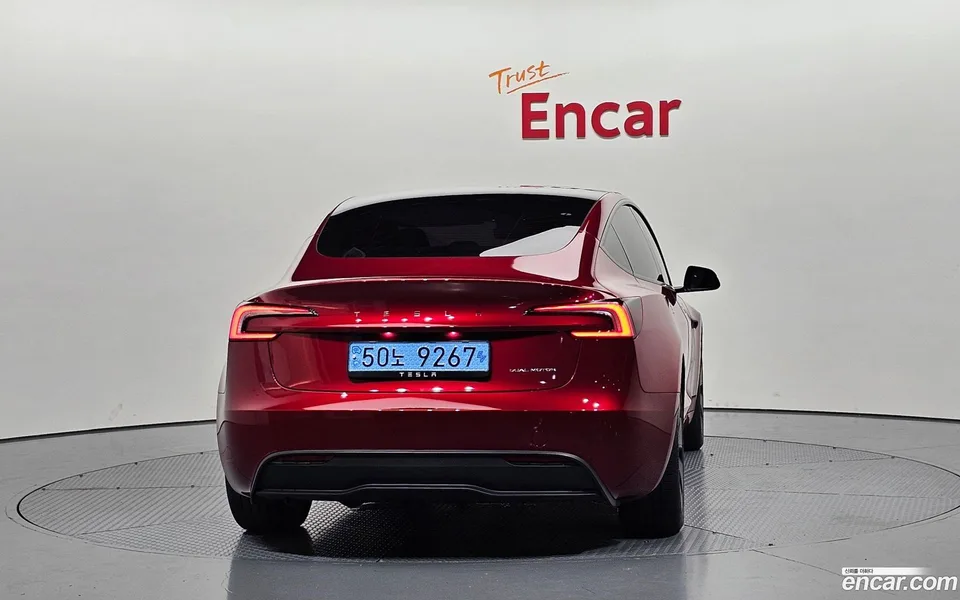 Tesla Model 3 AWD 2024 — thumbnail 4