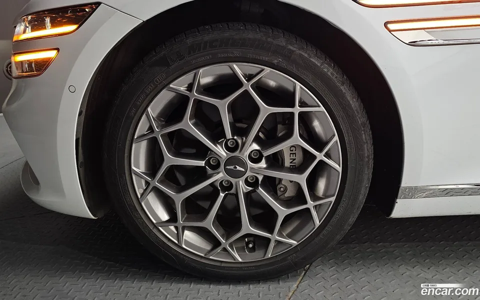 Genesis G80 3.5 AWD 2022 — thumbnail 2