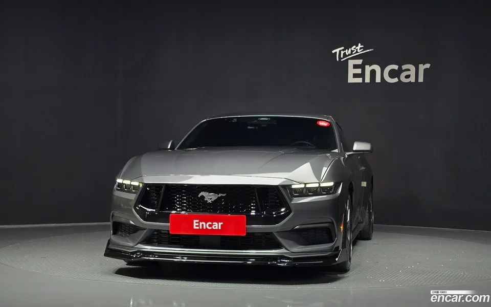 Ford Mustang 2.3 2025 — thumbnail 3
