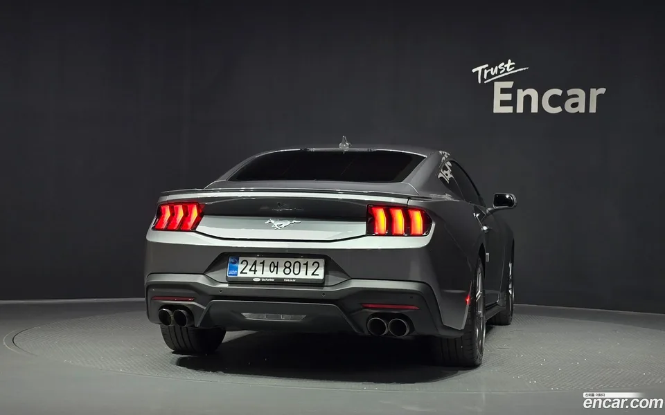 Ford Mustang 2.3 2025 — thumbnail 4
