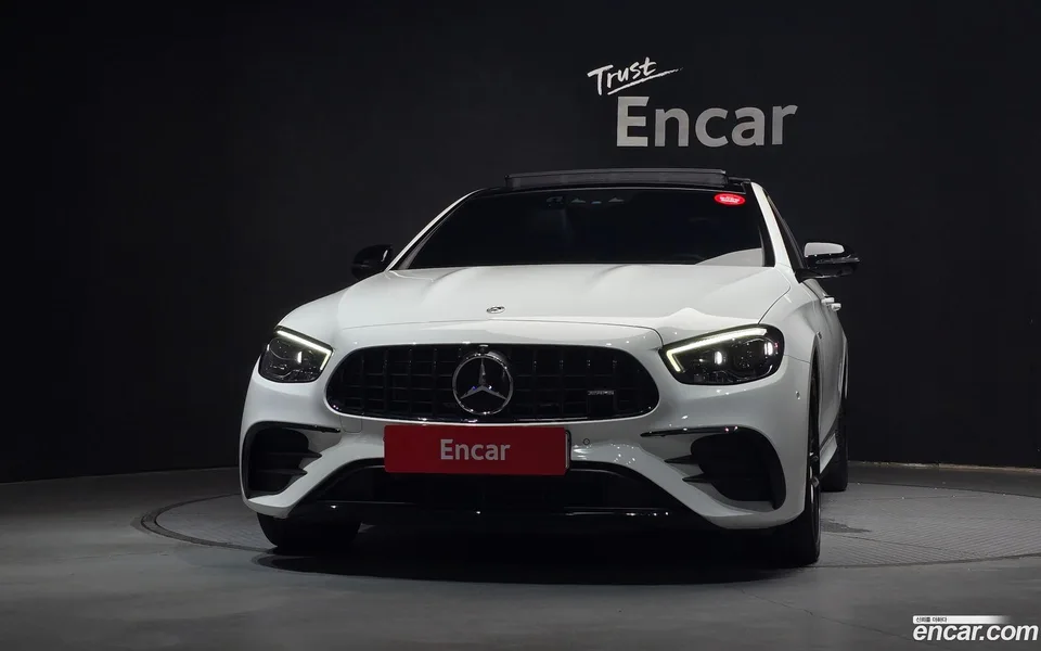 Mercedes-Benz E-Class E53 AMG 4MATIC+ 2022 — thumbnail 3