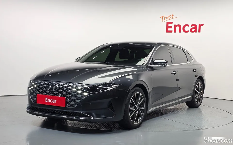 Hyundai Grandeur IG 2.5 2022 — photo 1, buy with delivery to Moscow