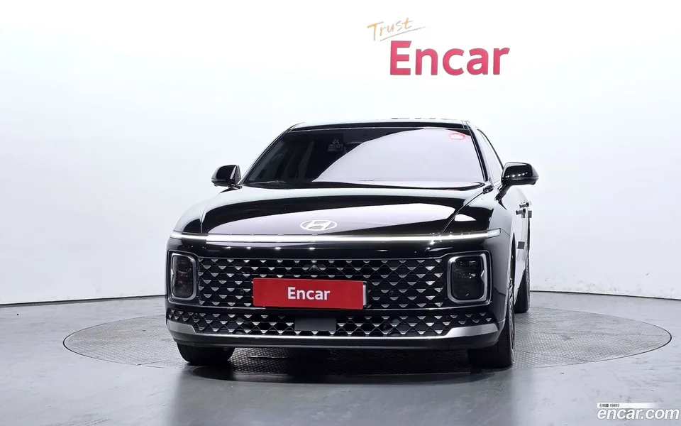 Hyundai Grandeur Hybrid 2023 — thumbnail 3