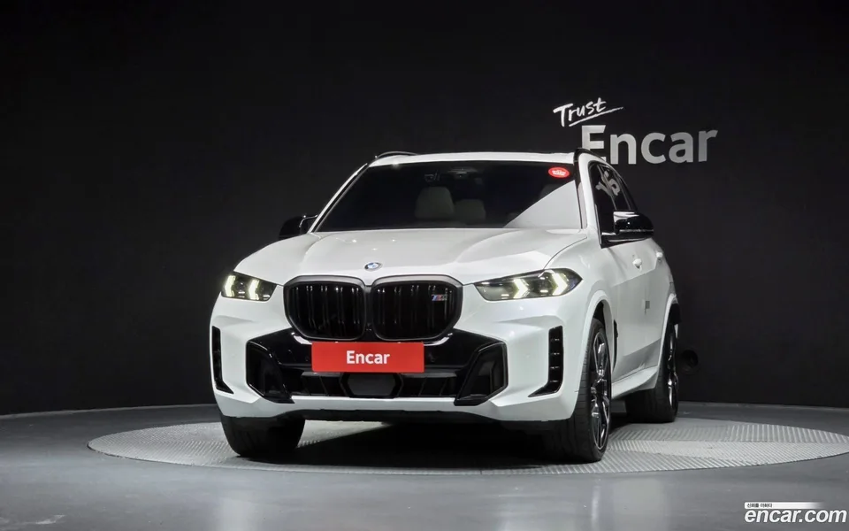 BMW X5 M60i 2025 — thumbnail 3