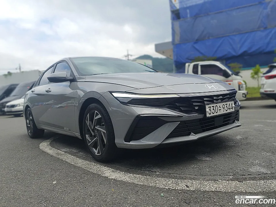 Hyundai Avante CN7 1.6 LPi () 2024 — thumbnail 3