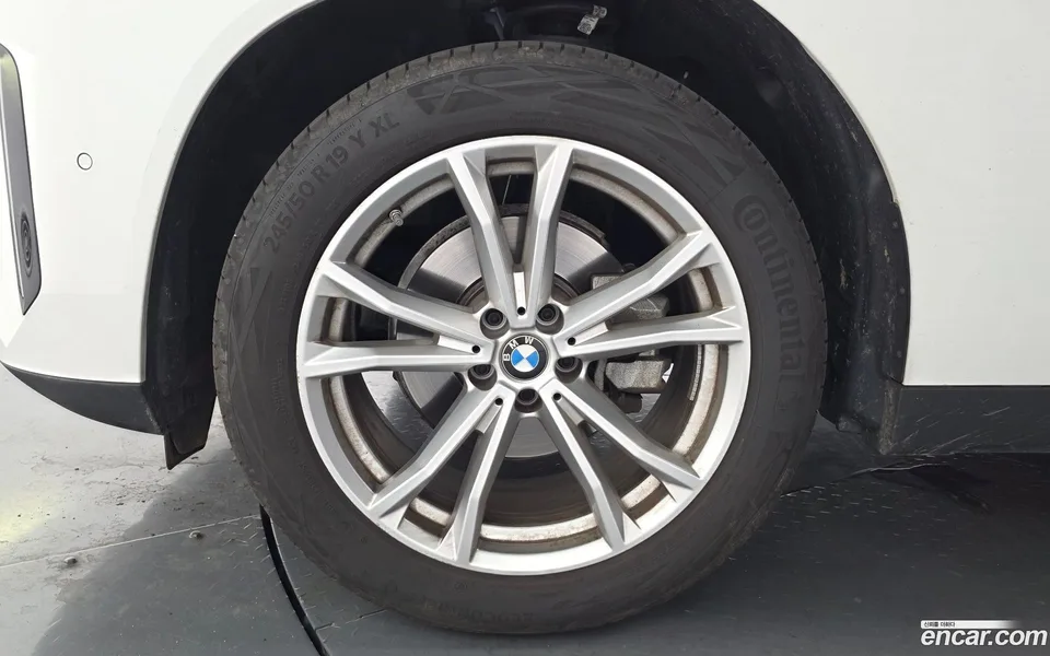 BMW X3 xDrive 20 2025 — миниатюра 5