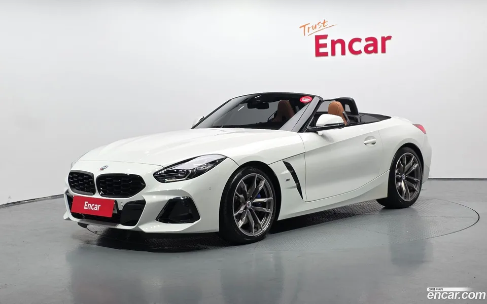 BMW Z4 M40i 2023 — photo 1, buy with delivery to Moscow