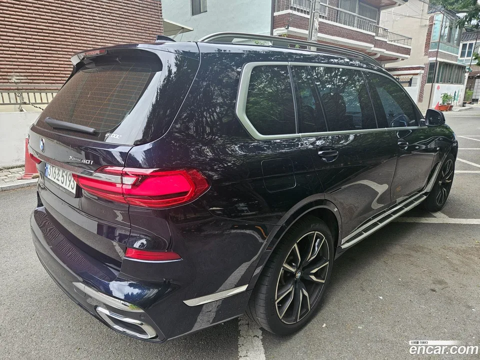 BMW X7 xDrive 40i M 6 2022 — thumbnail 2