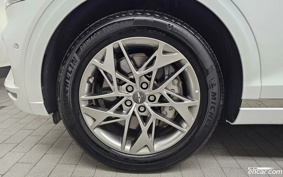Genesis GV70 2.5T AWD 2024 — миниатюра 2