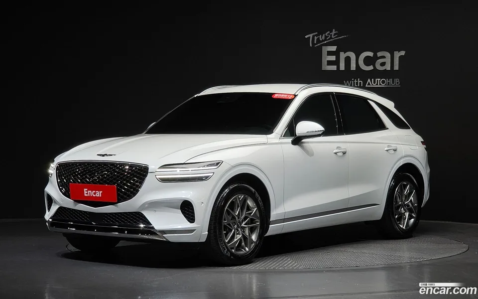 Genesis GV70 2.5T AWD 2024 — photo 1, buy with delivery to Moscow