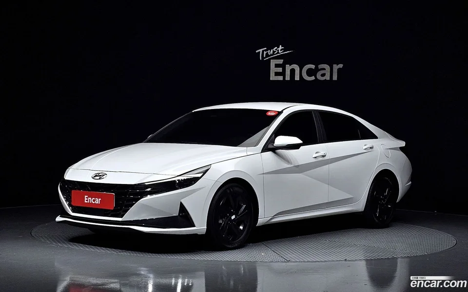 Hyundai Avante 1.6 2023 — photo 1, buy with delivery to Moscow
