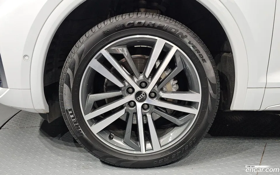 Audi Q5 45 TFSI 2022 — thumbnail 5