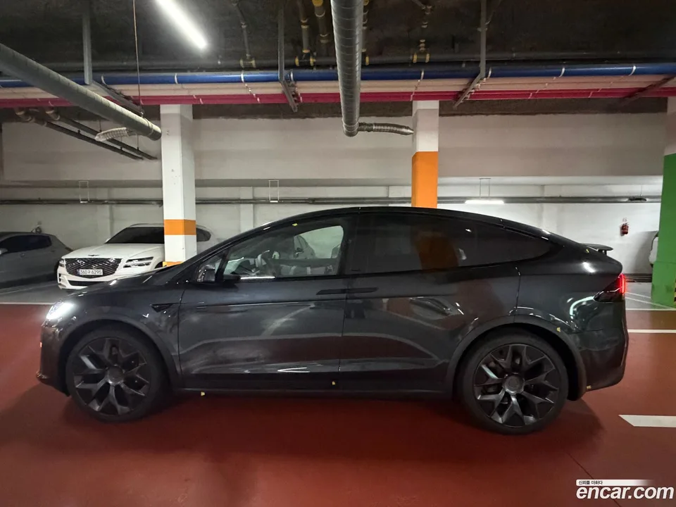 Tesla Model X AWD 2026 — thumbnail 4