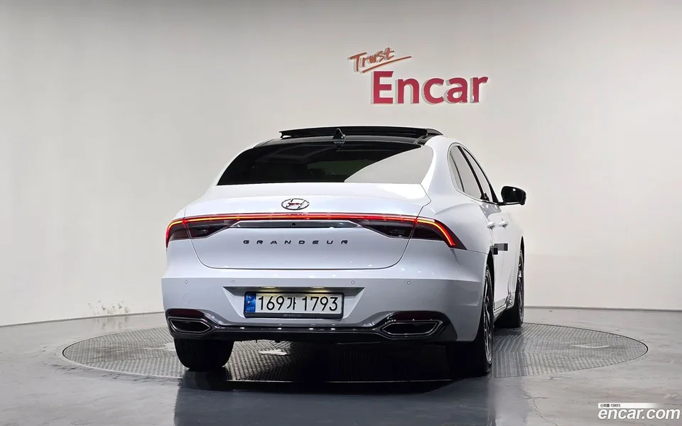 Hyundai Grandeur IG Hybrid 2022 — thumbnail 4
