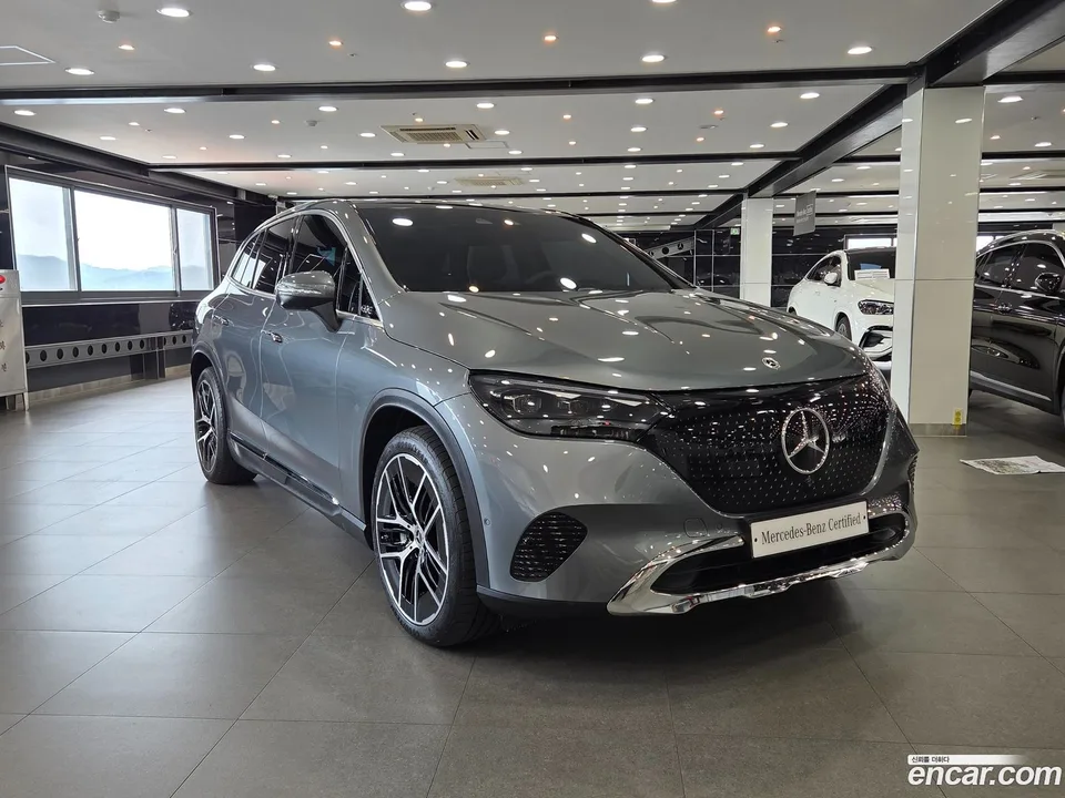 Mercedes-Benz EQE SUV EQE350 4MATIC 2025 — thumbnail 3