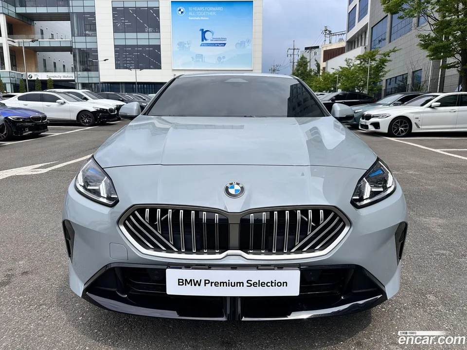 BMW 2 Series Gran Coupe 220 M 2026 — миниатюра 3