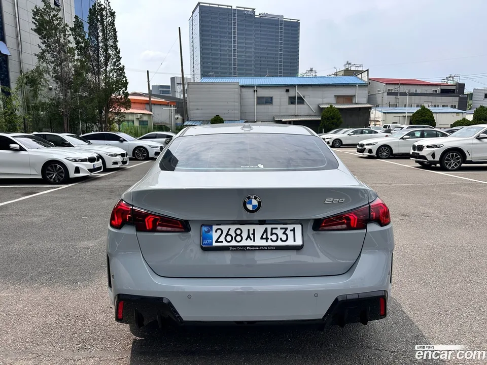 BMW 2 Series Gran Coupe 220 M 2026 — миниатюра 4