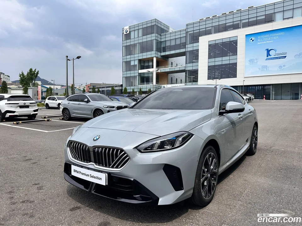 BMW 2 Series Gran Coupe 220 M 2026 — фото 1, купить с доставкой в Москву