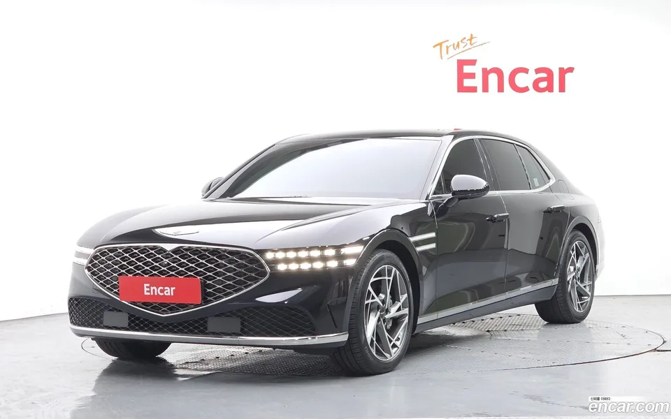 Genesis G90 3.5 AWD 2022 — photo 1, buy with delivery to Moscow