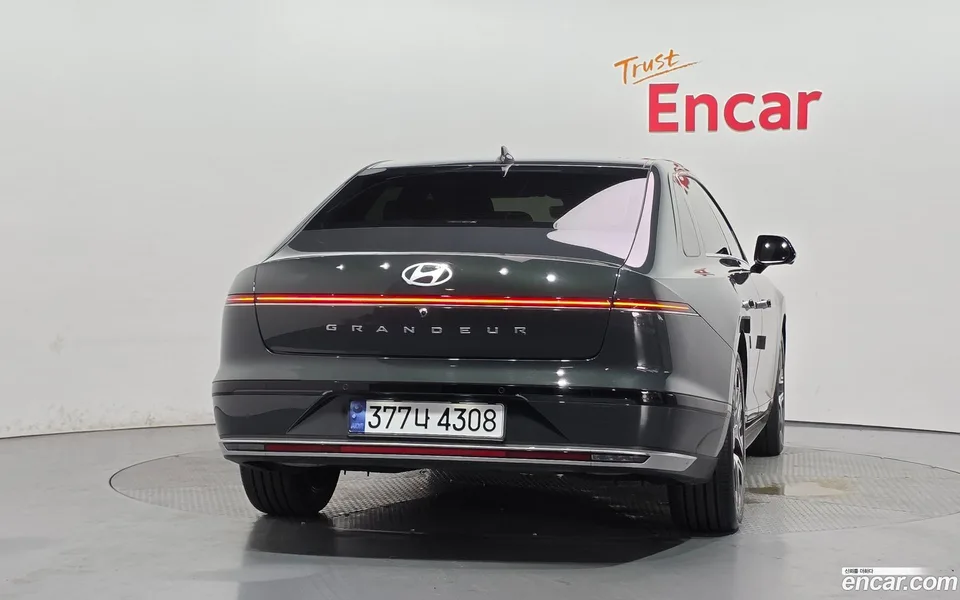 Hyundai Grandeur Hybrid 2023 — thumbnail 4