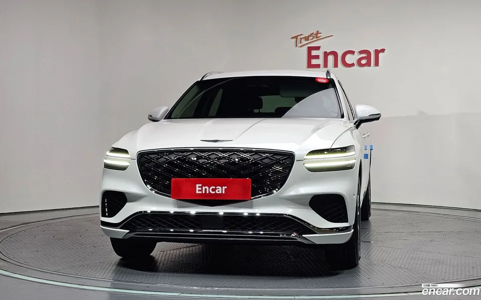 Genesis GV70 2.5T 2WD 2024 — миниатюра 3