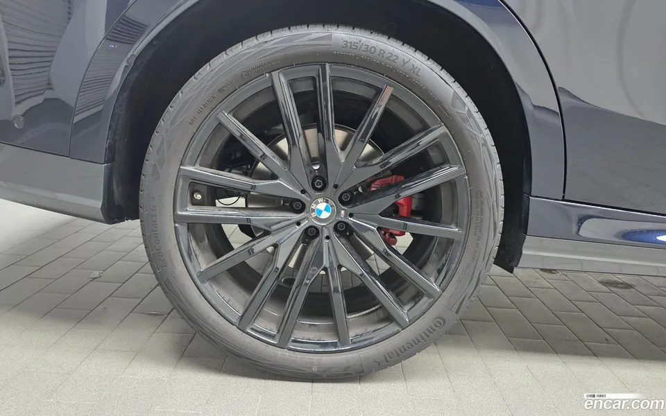 BMW X6 xDrive40d M 2026 — thumbnail 2