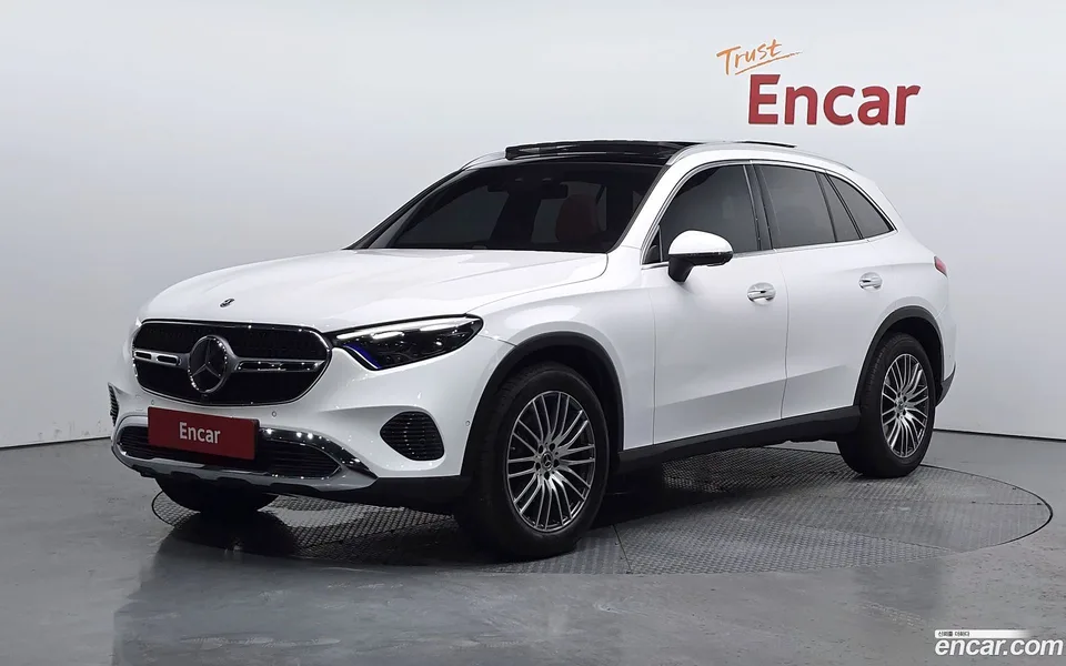 Mercedes-Benz GLC-Class GLC300 4MATIC 2025 — фото 1, купить с доставкой в Москву