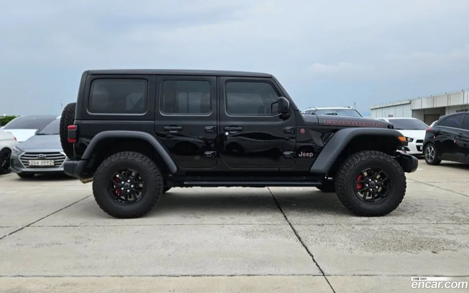 Jeep Wrangler 2.0 4 2024 — thumbnail 2