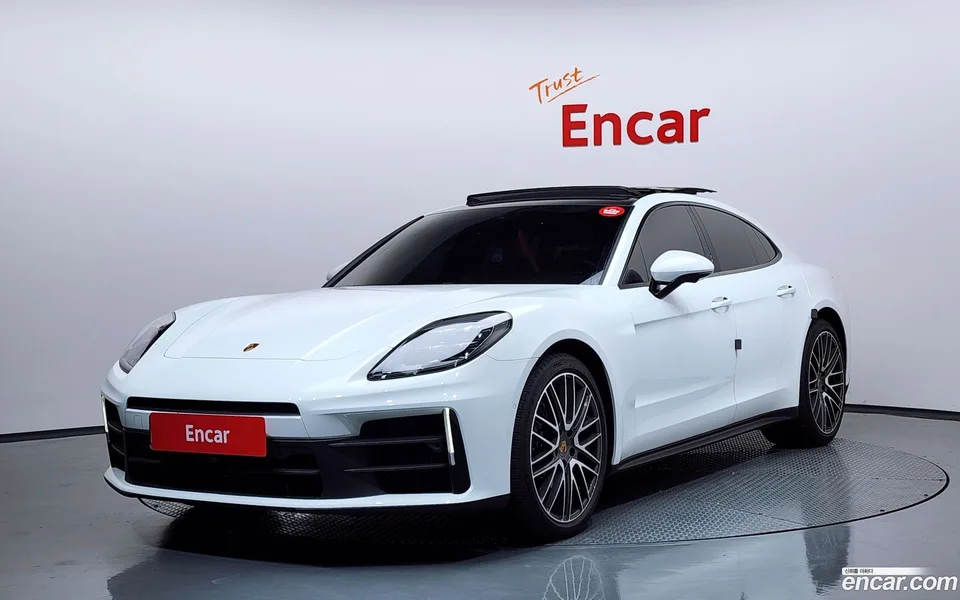 Porsche Panamera (976) 2.9 AWD 2024 — photo 1, buy with delivery to Moscow