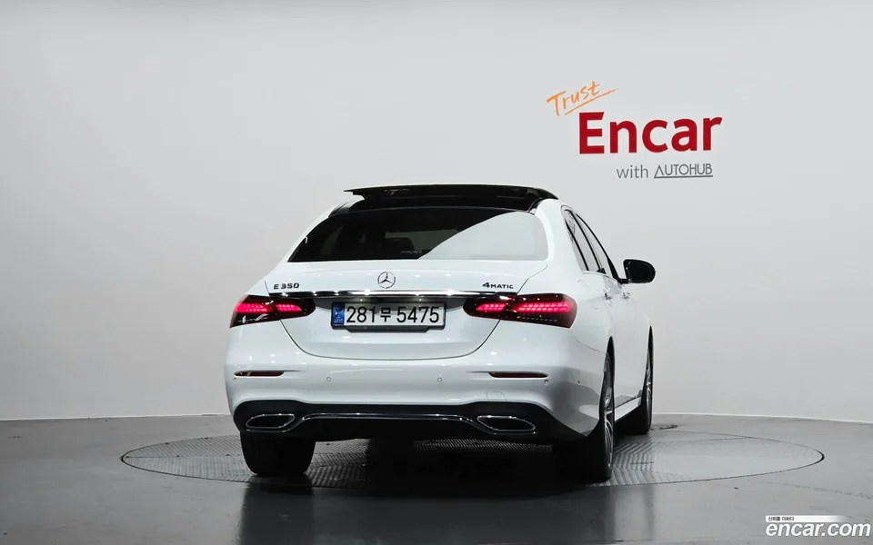 Mercedes-Benz E-Class E350 4MATIC AMG Line 2022 — thumbnail 4