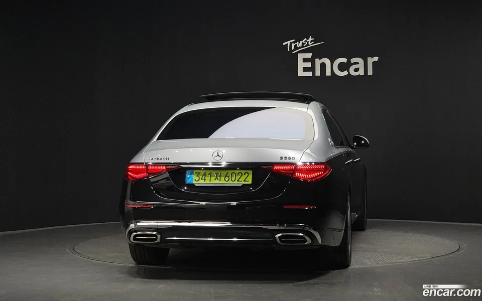 Mercedes-Benz S-Class S580 4MATIC 2024 — thumbnail 4
