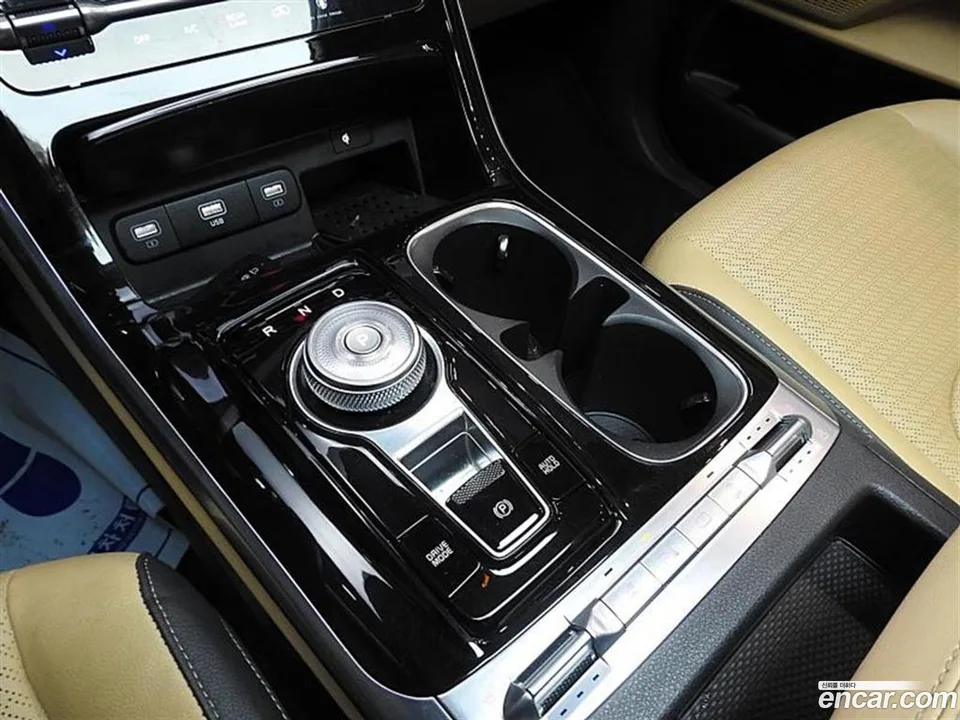 Kia Carnival 9 2022 — thumbnail 5