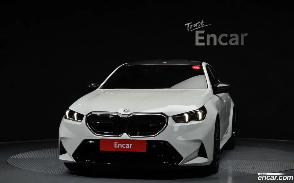 BMW M5 M5 2025 — thumbnail 3
