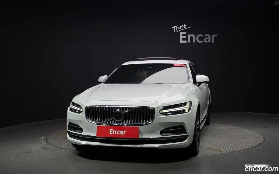 Volvo S90 B6 AWD 2023 — thumbnail 3