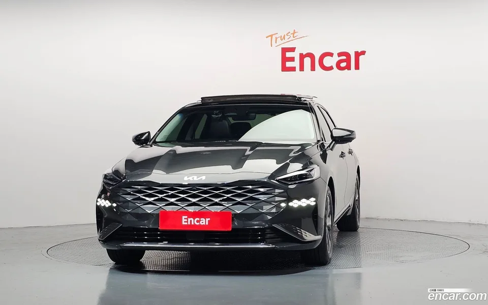 Kia K8 Hybrid 2022 — thumbnail 3