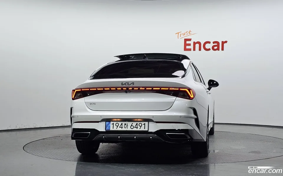 Kia K5 2.0 2022 — thumbnail 4