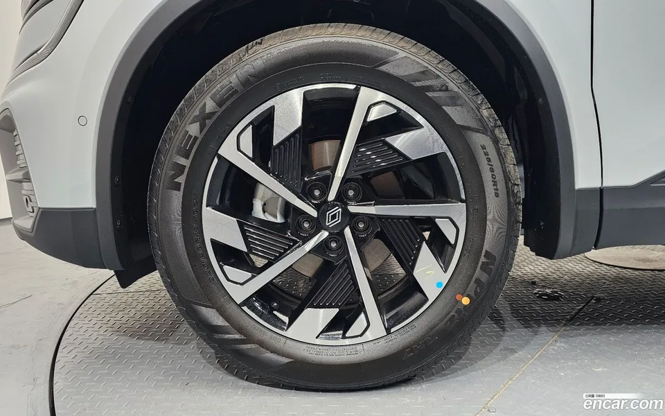 Renault Samsung QM6 2.0 LPe RE 2WD 2026 — миниатюра 2