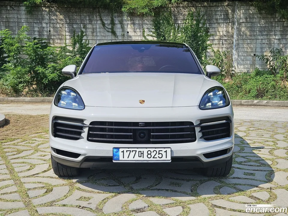 Porsche Cayenne 3.0 2023 — thumbnail 3