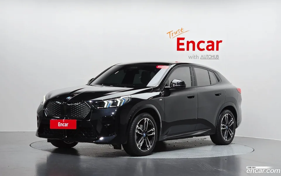 BMW iX2 eDrive 20 M 2024 — photo 1, buy with delivery to Moscow
