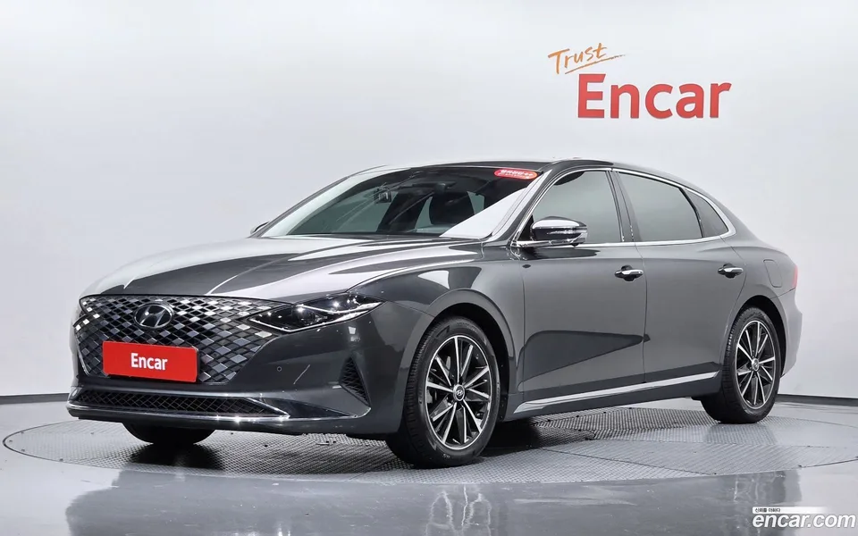 Hyundai Grandeur IG 2.5 2022 — photo 1, buy with delivery to Moscow