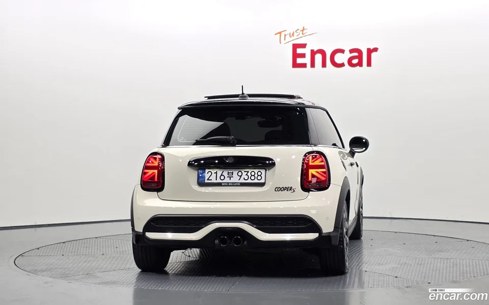 MINI Cooper S 2022 — thumbnail 4