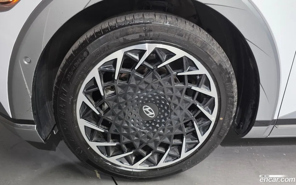 Hyundai Ioniq 5 2024 — thumbnail 5